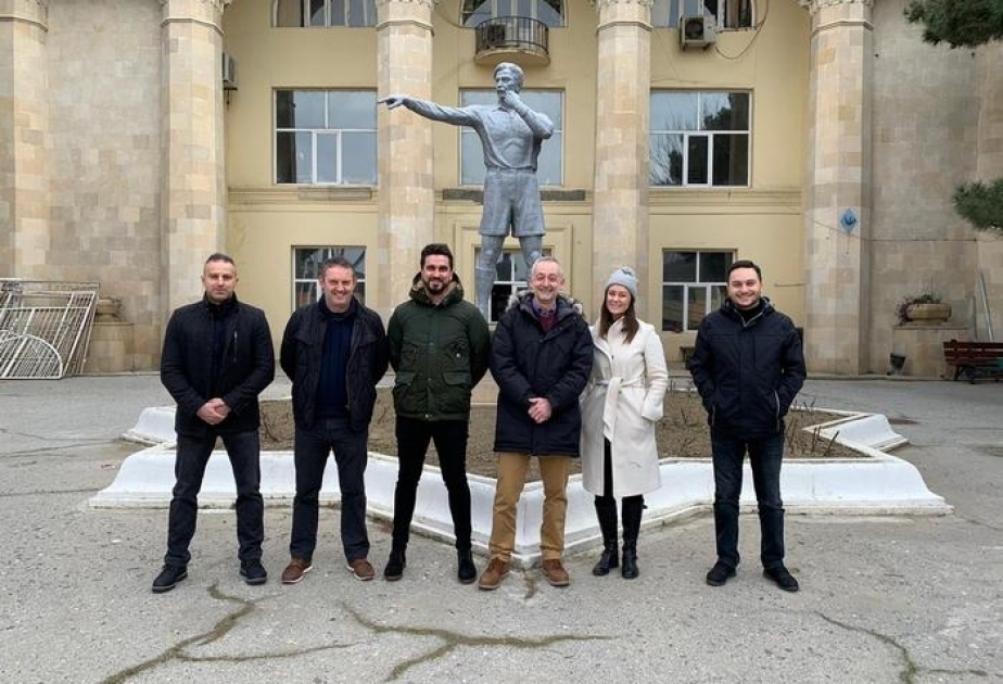 Futbol üzrə İngiltərə milli komandasının nümayəndələri Bakıda səfərdə olublar