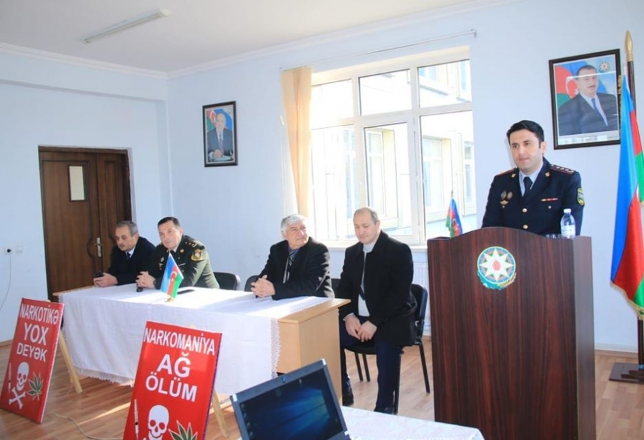 Məktəblilər narkomaniyanın və erkən nikahın fəsadları barədə məlumatlandırılıblar