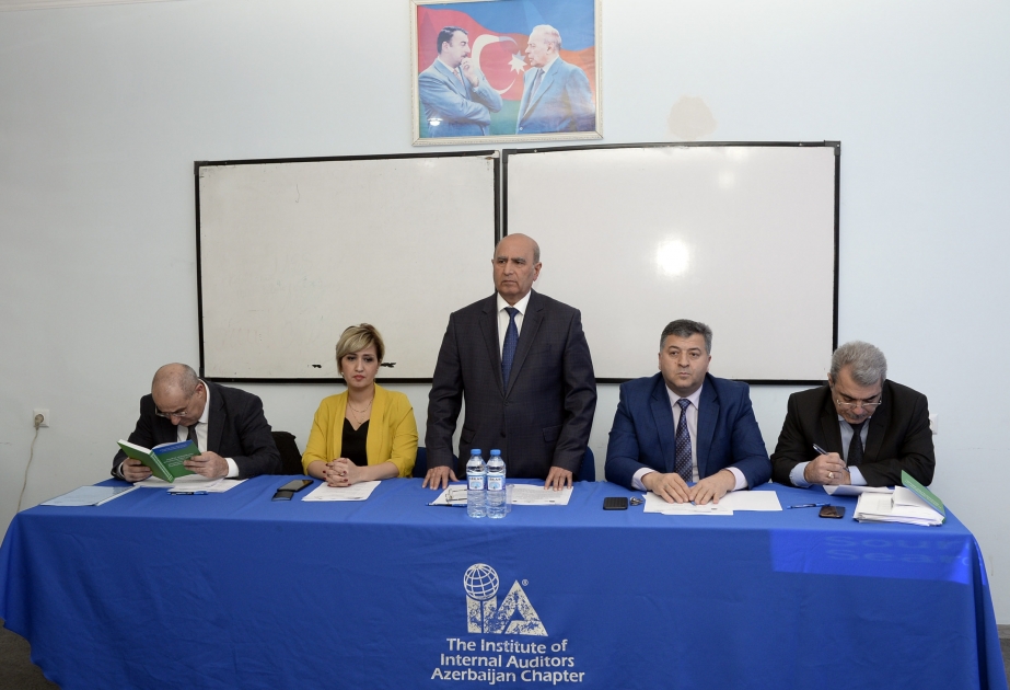 “Peşəkar mühasiblərin beynəlxalq etika məcəlləsi” mövzusunda seminar keçirilib