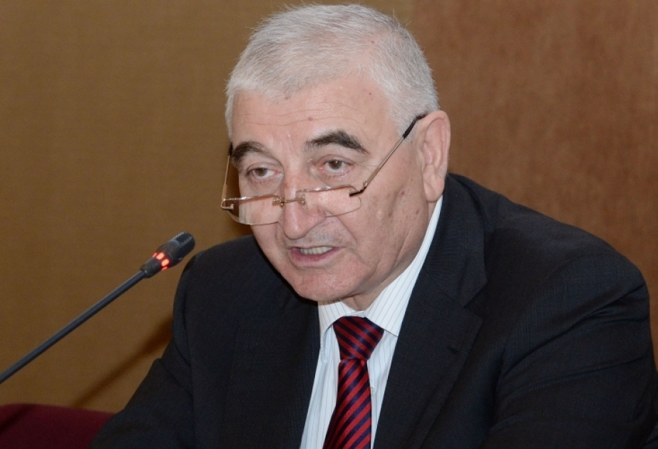 MSK sədri: Məntəqələrdə baş verən pozuntularla bağlı dairə seçki komissiyalarına müraciət etmək lazımdır