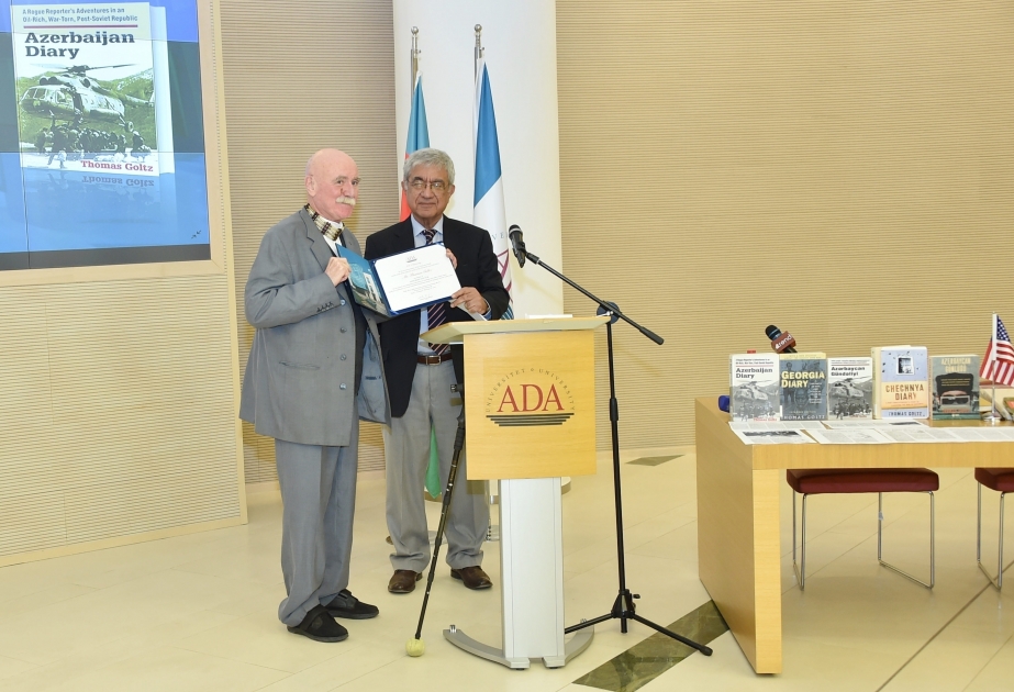American analyst Thomas Goltz receives honorary doctorate from ADA University