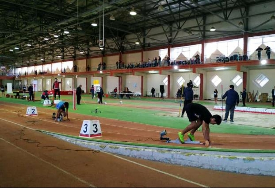 Respublika Olimpiya Mərkəzində yeniyetmə atletlər arasında Azərbaycan birinciliyi davam edir