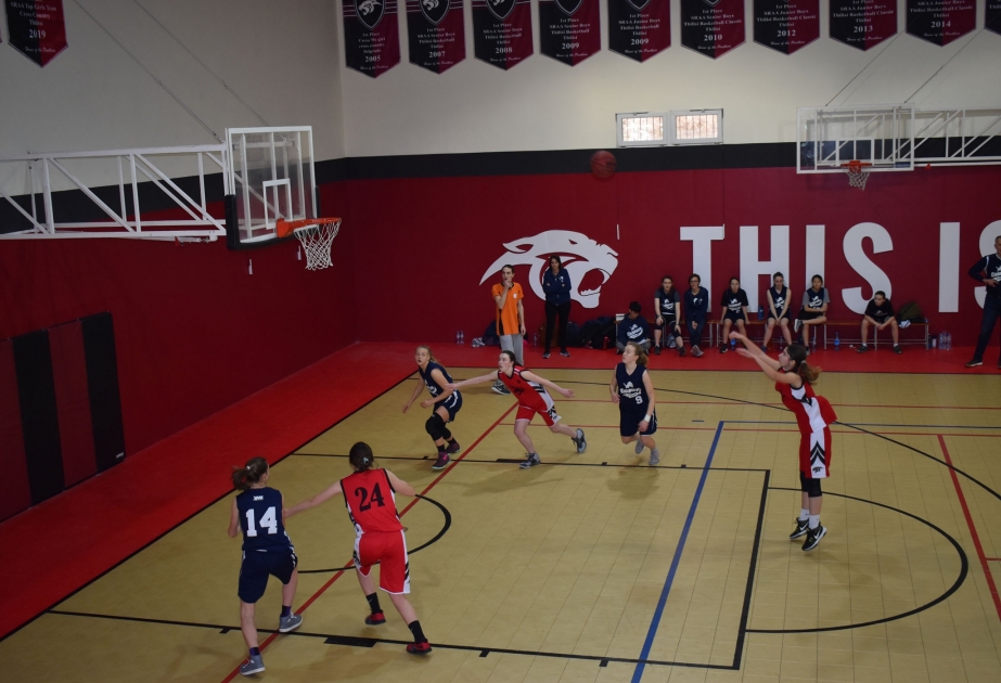 Bakı Beynəlxalq Məktəbinin yetirmələri Tbilisidə basketbol yarışında uğurla çıxış ediblər
