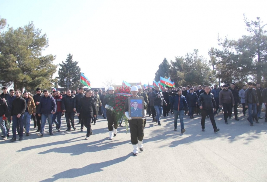 Azərbaycanın şəhid olan giziri dəfn edilib