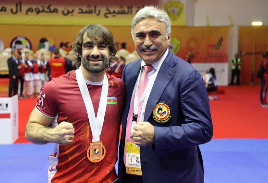 Rafael Ağayev Karate 1 Premyer Liqa turnirinin qızıl medalını qazanıb
