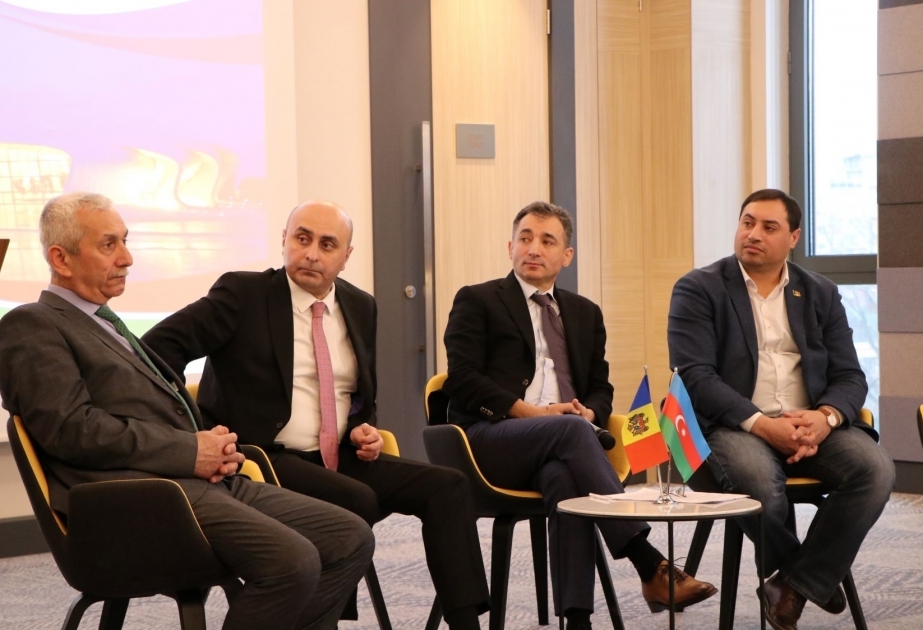 I Foro de la juventud azerbaiyana de Moldova se celebró en Chisinau