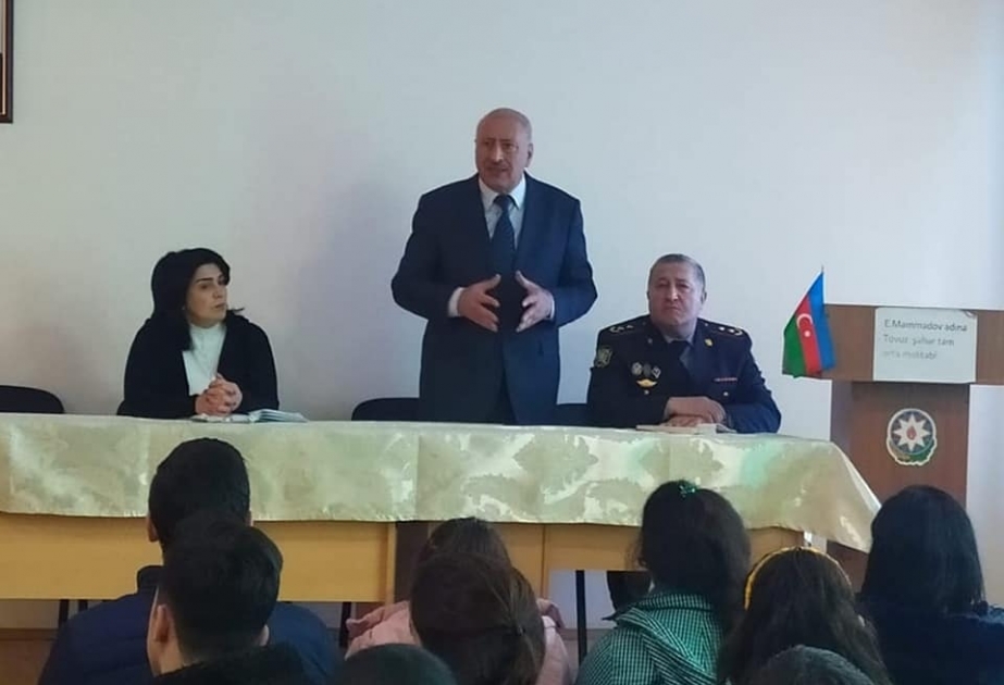 Tovuzda məktəblilərlə görüş keçirilib