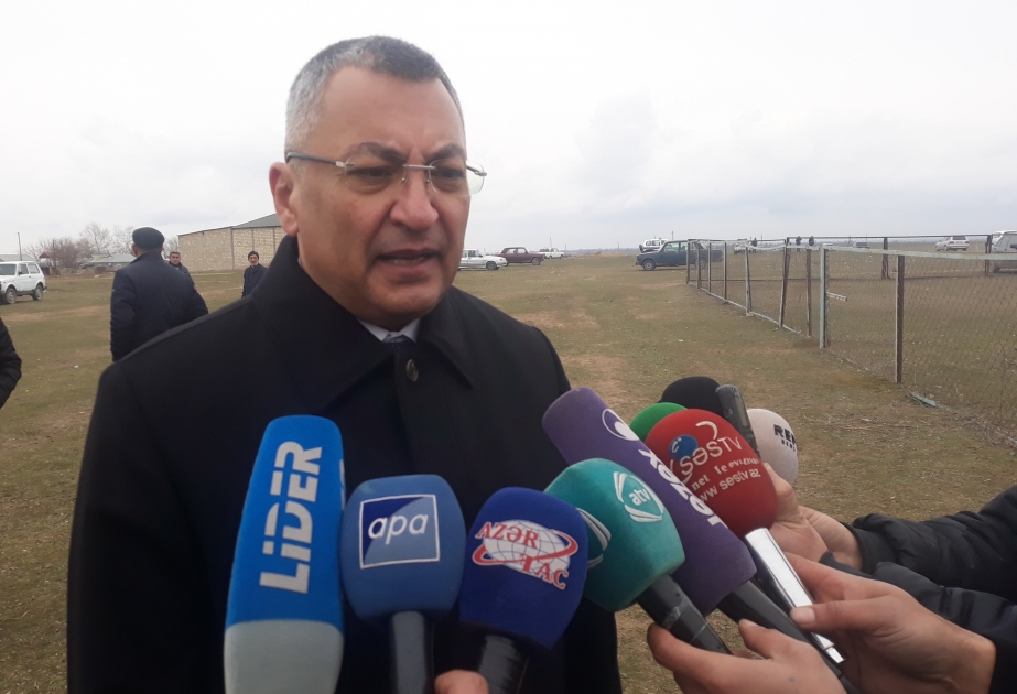 Rövşən Rzayev: Bu il 7 min məcburi köçkün ailəsi üçün qəsəbələr inşa ediləcək