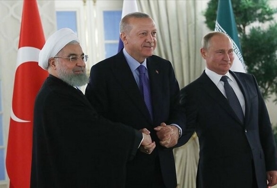 رؤساء إيران وروسيا وتركيا يلتقون في طهران