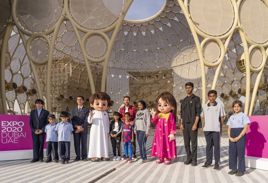 “Dubai-Expo 2020”nin səfiri seçilmiş Lionel Messi uşaqlarla görüşüb