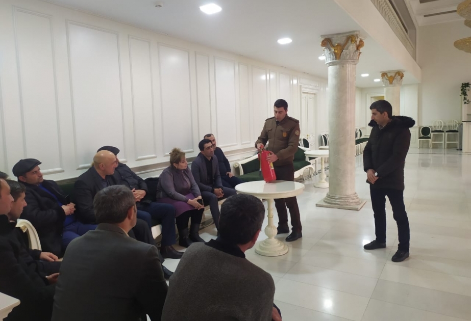 Məktəblərdə şagirdlərə yanğın təhlükəsizliyi qaydaları barədə məlumat verilib