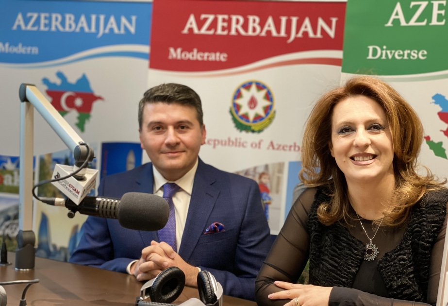 El Cónsul General de Azerbaiyán en Los Ángeles se entrevistó por la Radio Iraní-Americana