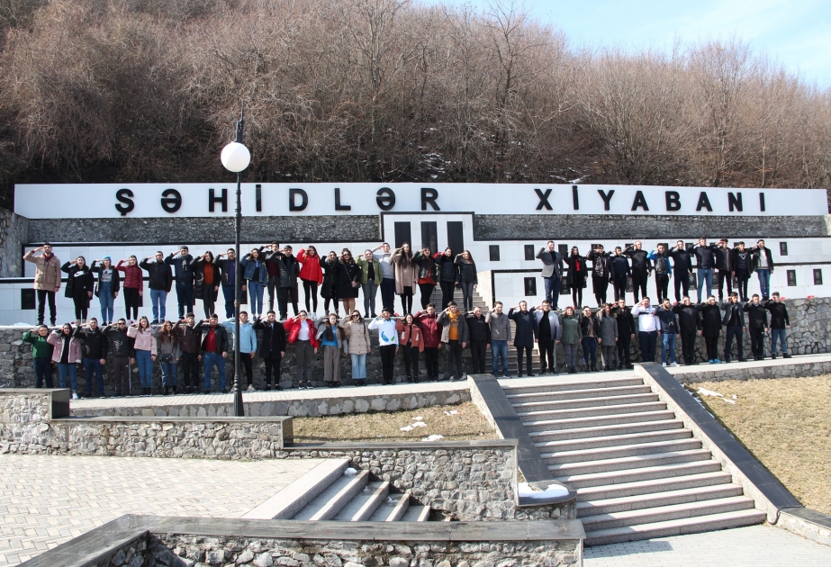 Şəki Xan Sarayı ilə tanışlıq Qış məktəbinin iştirakçılarında böyük maraq doğurub