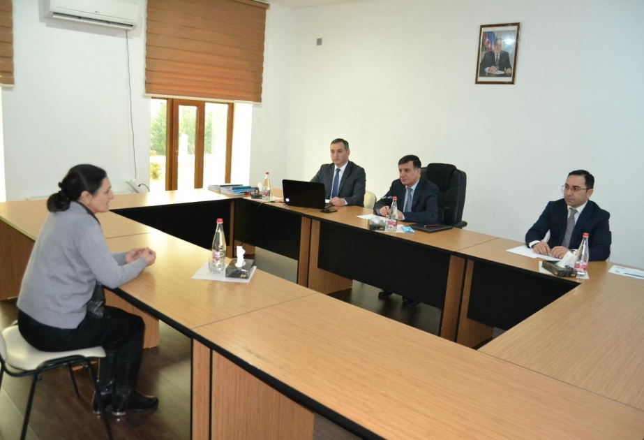 Dövlət İmtahan Mərkəzinin Direktorlar Şurasının sədr müavini Ağsu rayonunda vətəndaşları qəbul edib