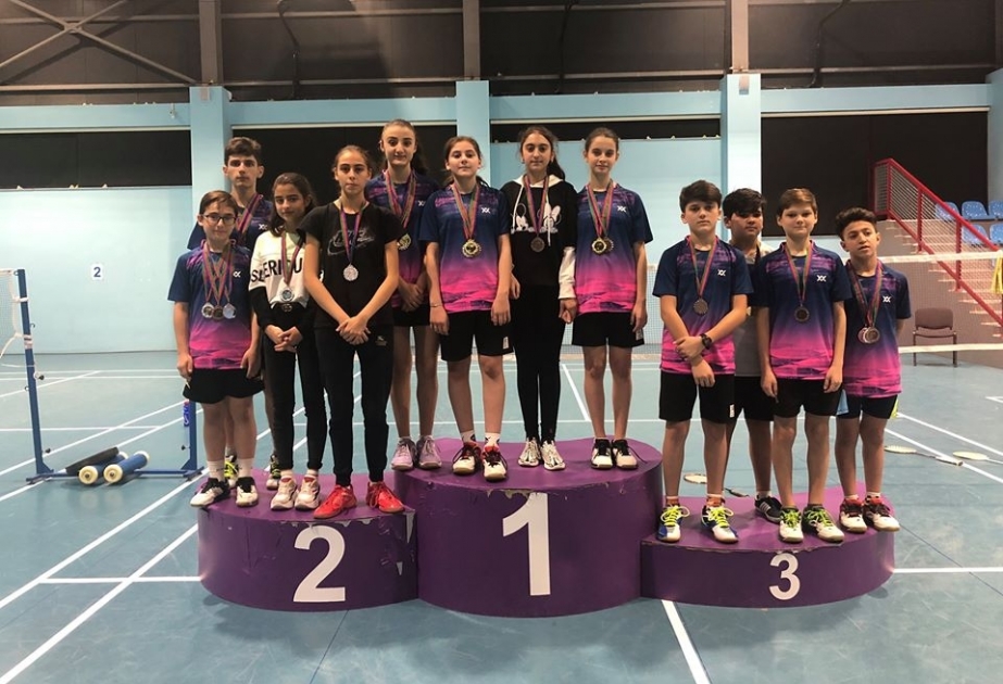 Yeniyetmə badmintonçular arasında Bakı birinciliyinin qalibləri müəyyənləşib