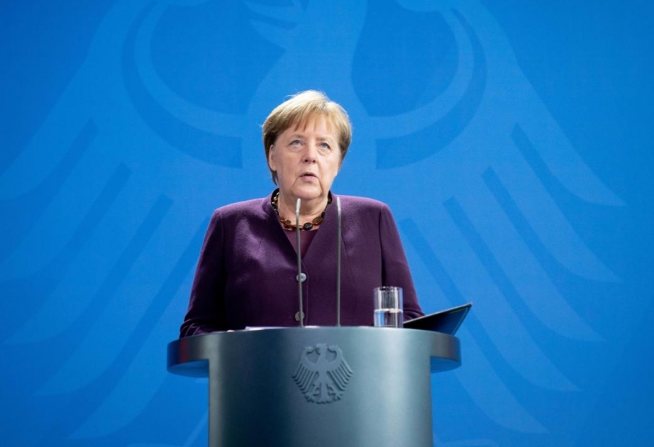 Angela Merkel: irqçilik cəmiyyət üçün olduqca zərərlidir