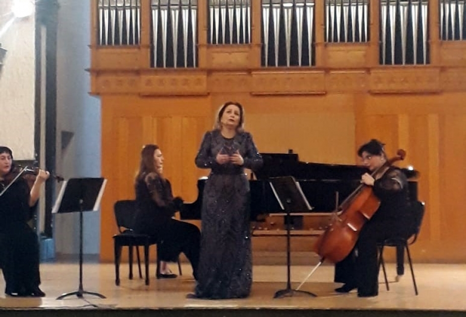 Xocalı soyqırımı qurbanlarının xatirəsinə anım konserti təşkil edilib