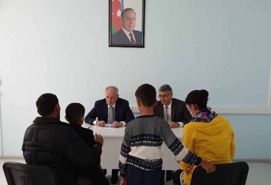 Səhiyyə naziri İmişlidə vətəndaşları qəbul edib