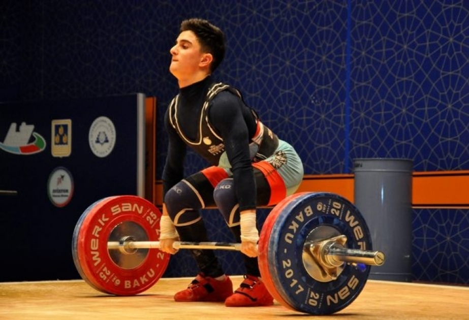 Tehran Məmmədov ağır atletika üzrə Azərbaycan çempionu oldu