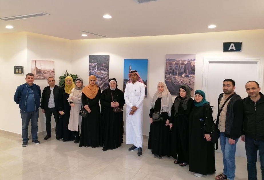 مجموعة من المستعربين والمستعربات زاروا المملكة العربية السعودية