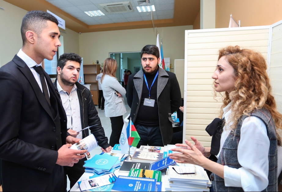 İlahiyyat İnstitutu Azərbaycan Universitetləri Sərgisində təmsil olunub