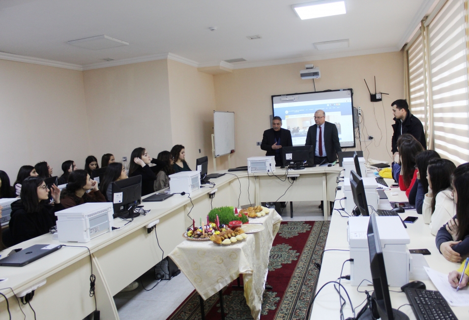 Tələbələrə fransız dilində olan vəsaitlərdən istifadə qaydaları izah edilib
