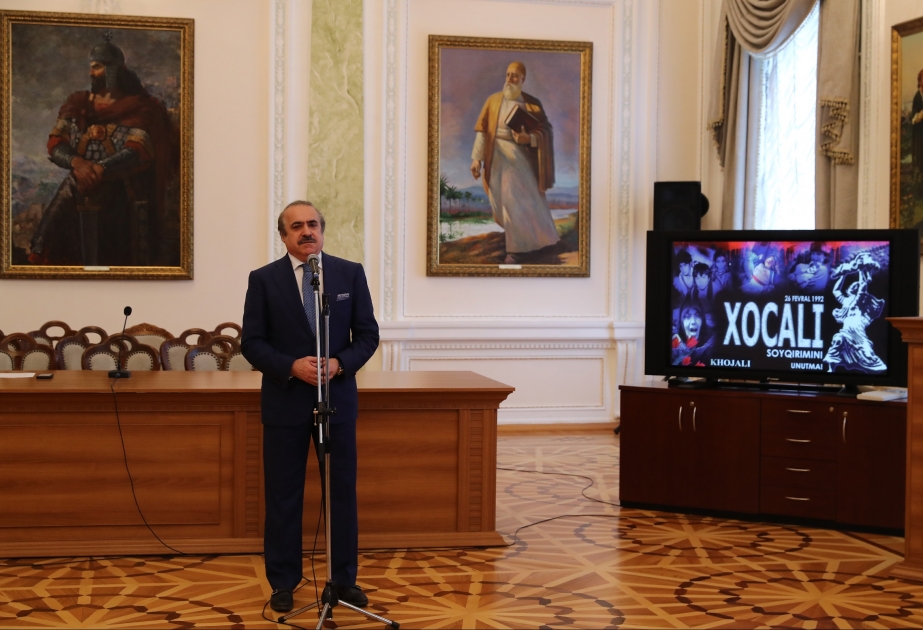 Ədəbiyyat Muzeyində elmi sessiya: Dünyanın tanıdığı faciə - Xocalı soyqırımı