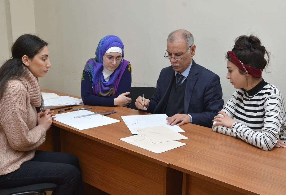 Gənc arxeoloq magistrantların elmi tədqiqat təcrübəsi başlanıb