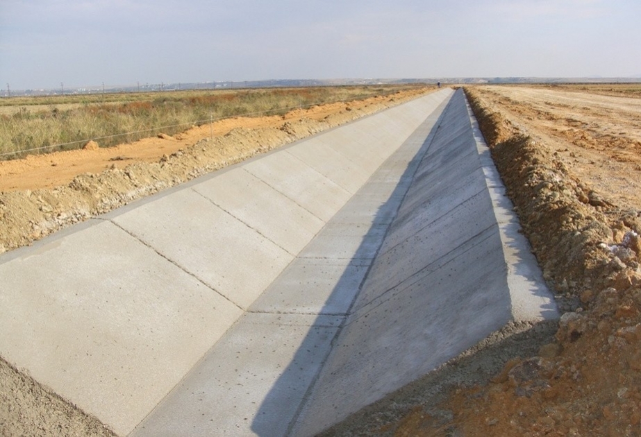 Sabirabadda əkin sahələrinin suvarılması və meliorasiya işləri genişləndirilir