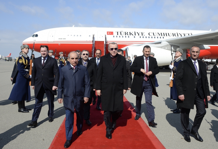 Le président turc Recep Tayyip Erdogan entame une visite en Azerbaïdjan