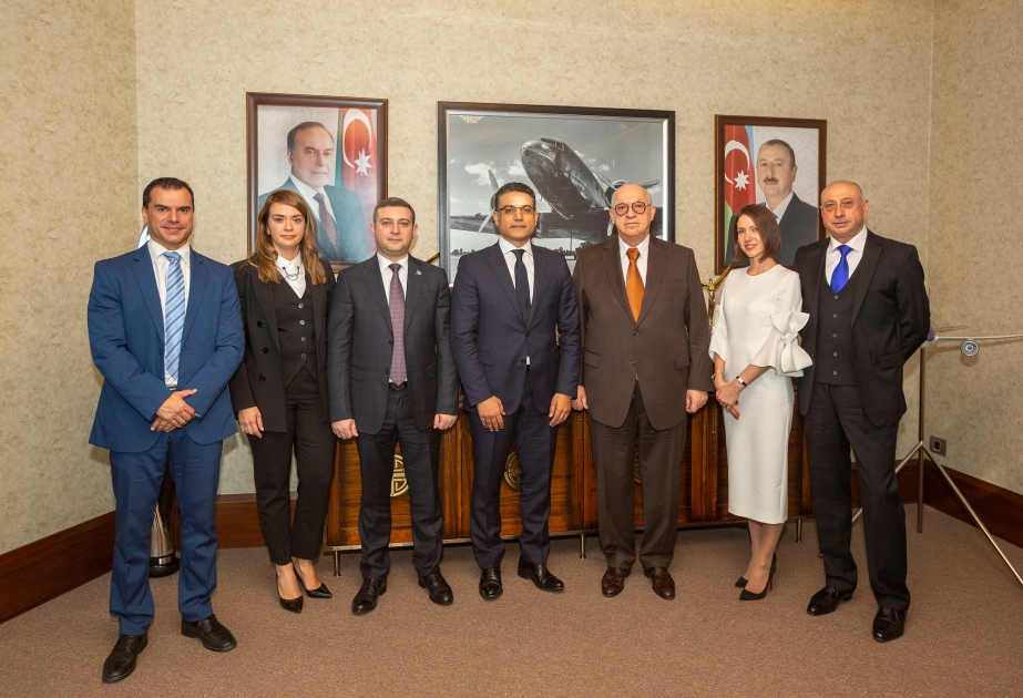 AZAL sərnişinlərə xidmət sahəsində yeni texnologiyaya keçib
