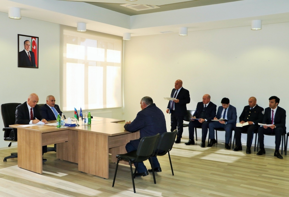 Avtomobil Yolları Dövlət Agentliyinin rəhbərliyi regionlarda vətəndaşları qəbul edib