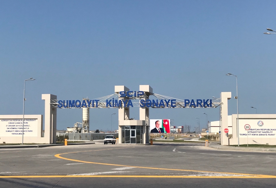 Fransa səfiri Sumqayıt Kimya Sənaye Parkı ilə tanış olub