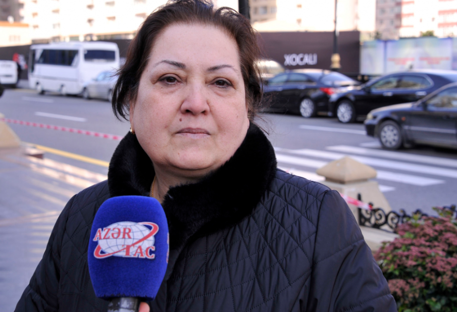 Xətai rayonundakı 86 nömrəli məktəbin müəllimi: Hər il şagirdlərlə birgə “Ana harayı” abidəsini ziyarət edirik