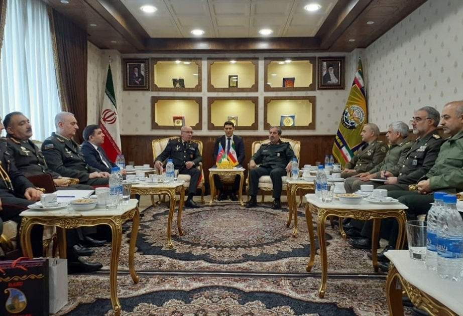 Aserbaidschan und Iran erörtern Aussichten für militärisch-technische Zusammenarbeit