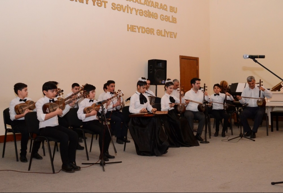 Xırdalan şəhər musiqi məktəbinin kollektivi Ağdaşda konsert proqramı ilə çıxış edib