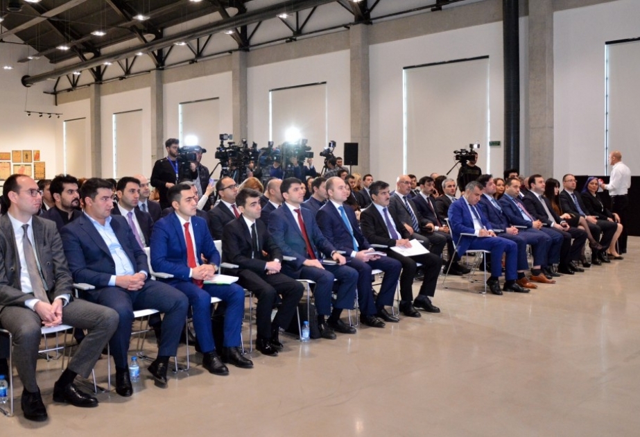 “Mədəniyyət biznesi forumu: mövcud vəziyyət və perspektivlər” mövzusunda ictimai müzakirə təşkil edilib
