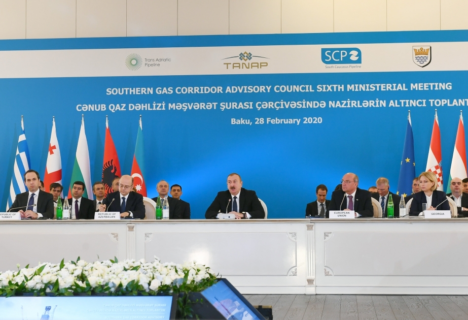 Energieminister treffen sich im Rahmen des Beirats für Südlichen Gaskorridor in Baku Staatspräsident Ilham Aliyev nimmt an Sitzung teil VIDEO