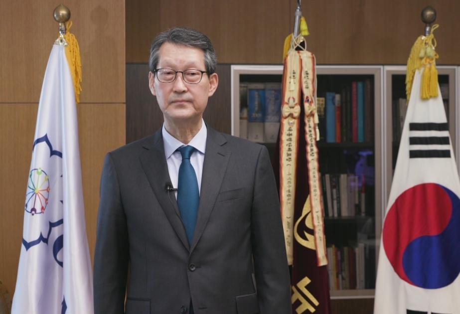 Президент Организации новостных агентств стран Азии и Тихого океана, исполнительный директор корейского информационного агентства Yonhap 
Сун Бу Чо