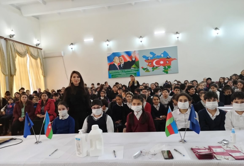 Xəzər rayonunda məktəblilərə virus infeksiyalarından qorunmaq yolları haqqında məlumat verilib