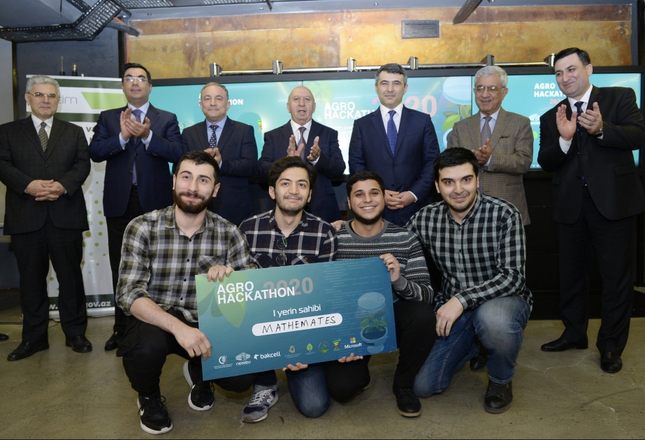 “AgroHackathon 2020” startap müsabiqəsinin qalibləri mükafatlandırılıb VİDEO