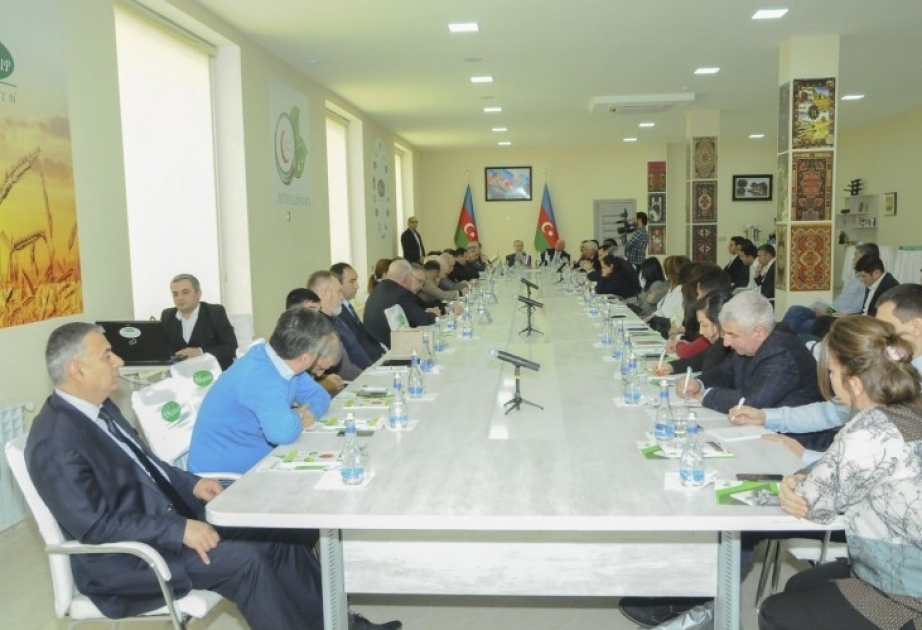 Bitki və torpaq mühafizəsi mövzusunda beynəlxalq elmi seminar keçirilib