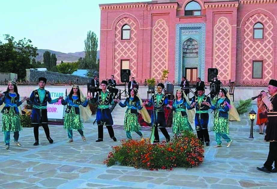 Naxçıvana gələn turistlərin sayı 10 il ərzində 84,1 faiz artıb