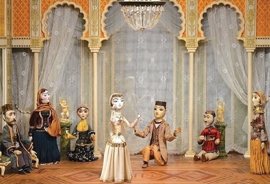 轻歌剧《货郎和小姐》在木偶剧院上演