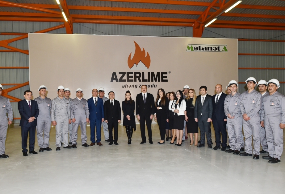 Gazach: Präsident Ilham Aliyev weiht Kalkwerk ein VIDEO