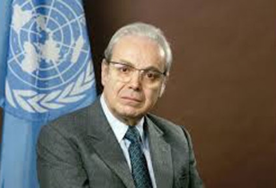 Бывший генсек ООН Перес де Куэльяр умер в возрасте 100 лет