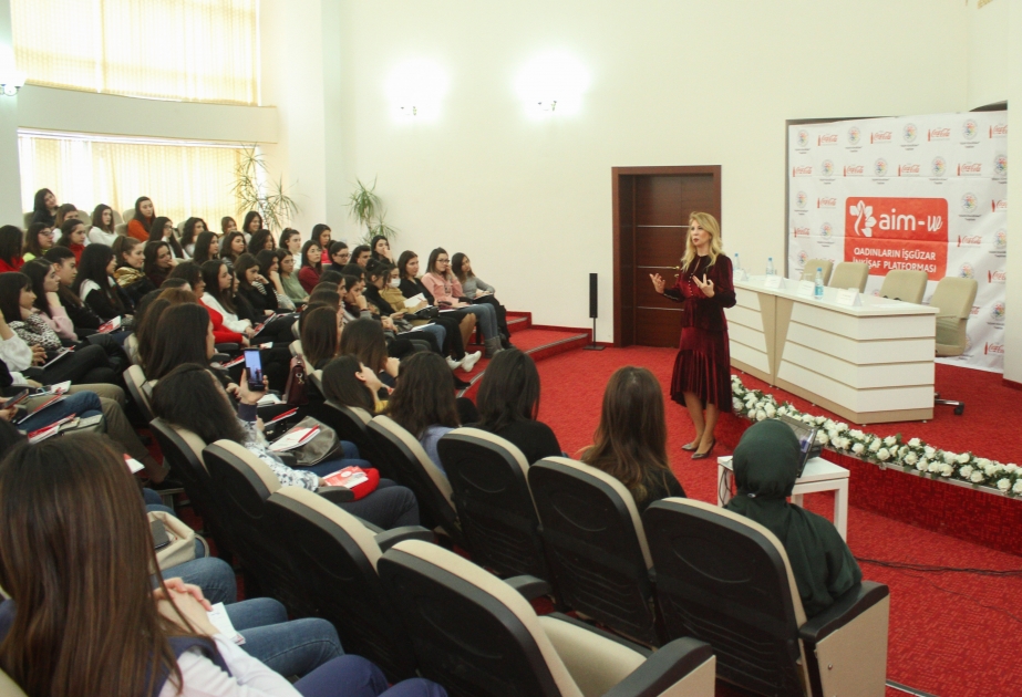Sumqayıtda qadınların işgüzar inkişafı təlimləri start götürüb