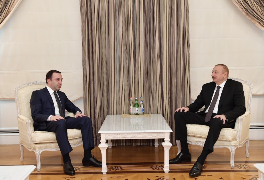 Staatspräsident Ilham Aliyev empfängt Georgiens Verteidigungsminister VIDEO