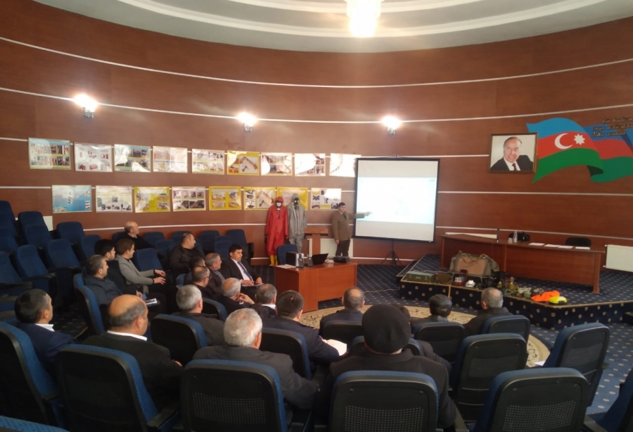 Fövqəladə Hallar Nazirliyinin Gəncə Regional Mərkəzində mülki müdafiə kursları keçirilib