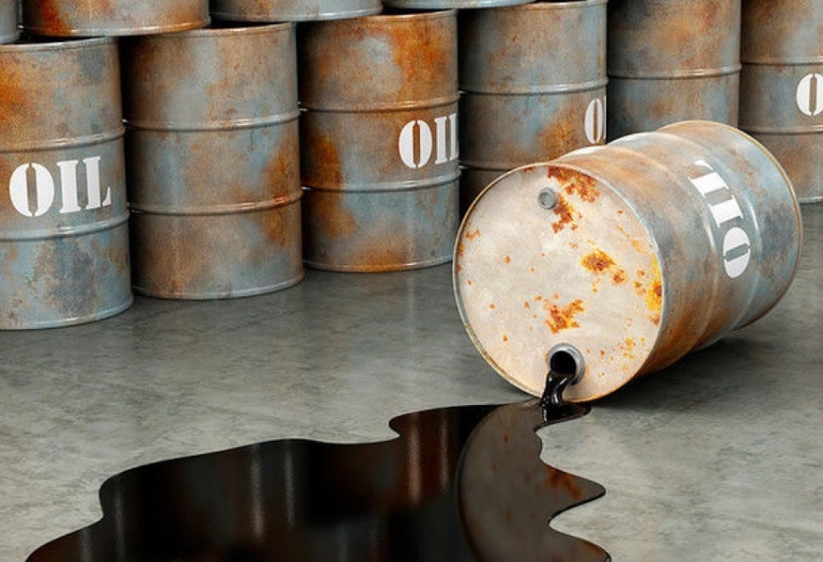 Neftin bir barrelinin qiyməti 4 dollardan çox ucuzlaşıb